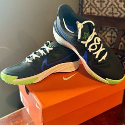 NIKE STAR RUNNER