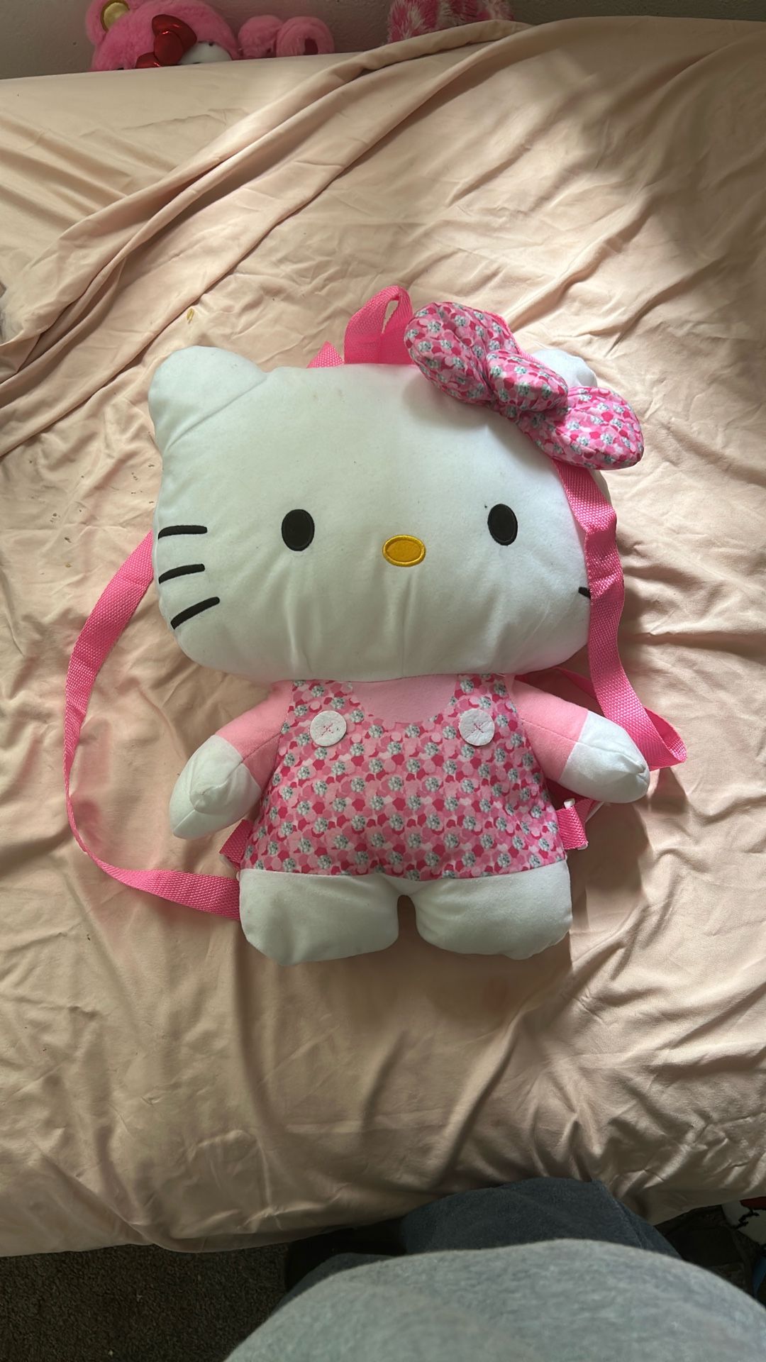 hello kitty backpack