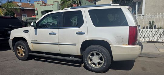 2011 Cadillac Escalade Platinum