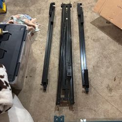 FREE METAL KING BED FRAME