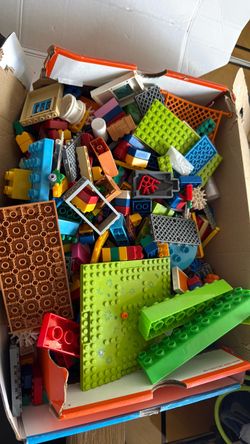 Large Lot of Mixed LEGO Duplo Bricks