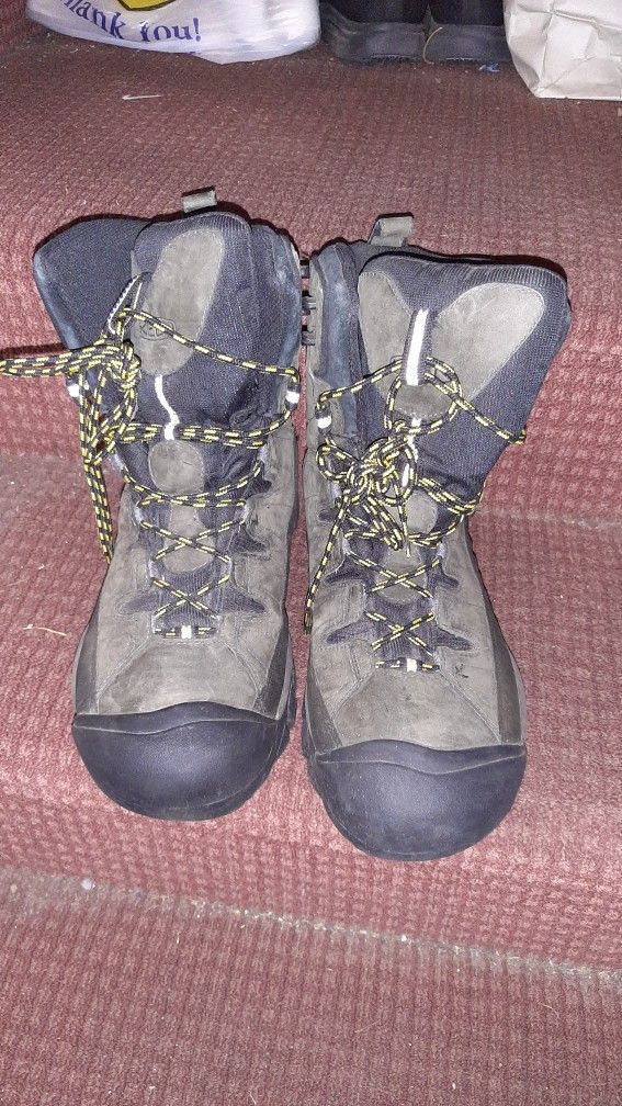 Keen Men's Boots Size 11.5