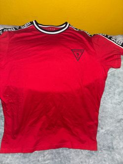 Guess tee