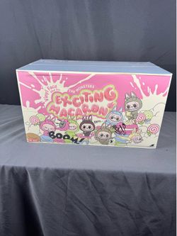 Pop Mart: Labubu “Exciting Macaron”