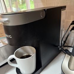 Keurig 8-12oz Single Serve Coffee Machine