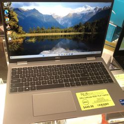 DELL Latitude 5520 15.6" Laptop