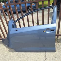 Door  2023 Toyota corola