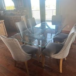 Gorgeous Dinning Set Glasstop Wood Table With Upholstered Chairs