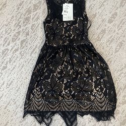 New black lace dress