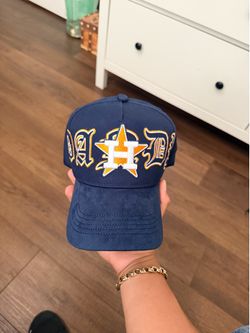 Dandy Hats Astro