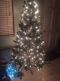 Christmas tree 5’5