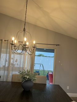 Chandelier 