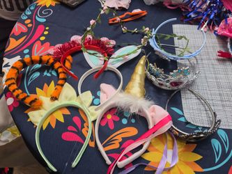 Crowns/  headbands