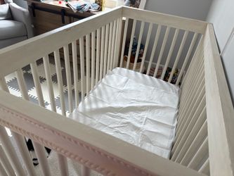 Restoration Hardware Airin Crib with Toddler Conversion Rail