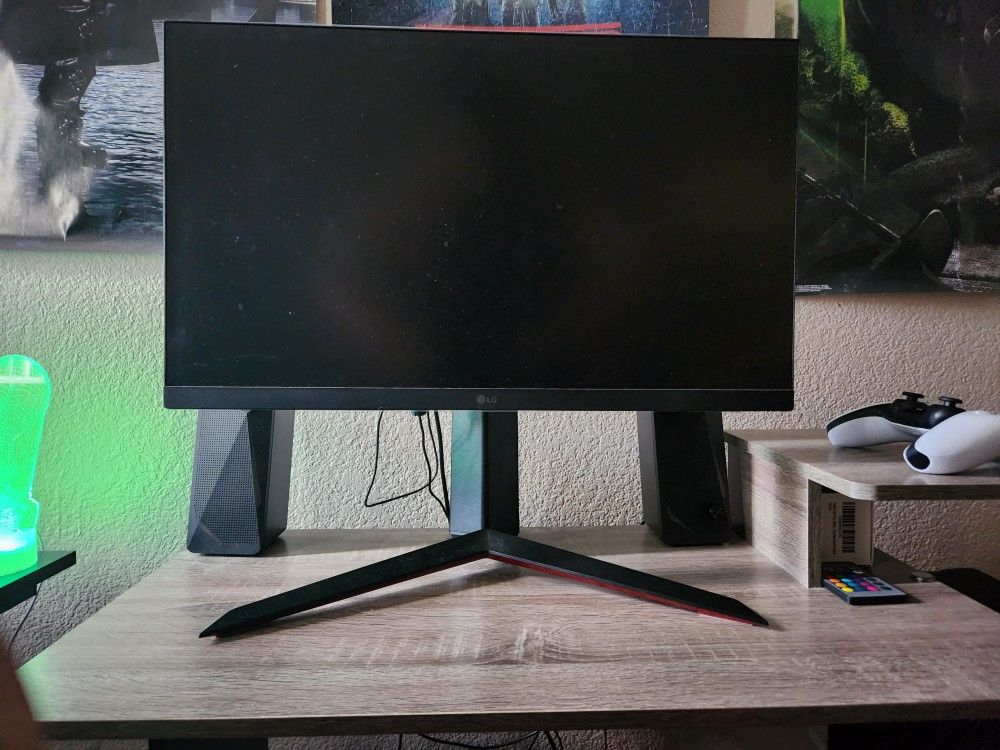 LG 24GN650-B Ultragear Gaming Monitor 24" w/ Redragon GS510 RGB Speakers USB Powered w/3.5mm Cable