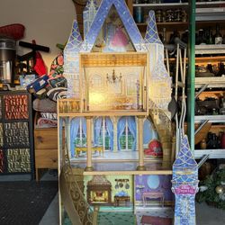Disney Cinderella Royal Princess Wooden Castle