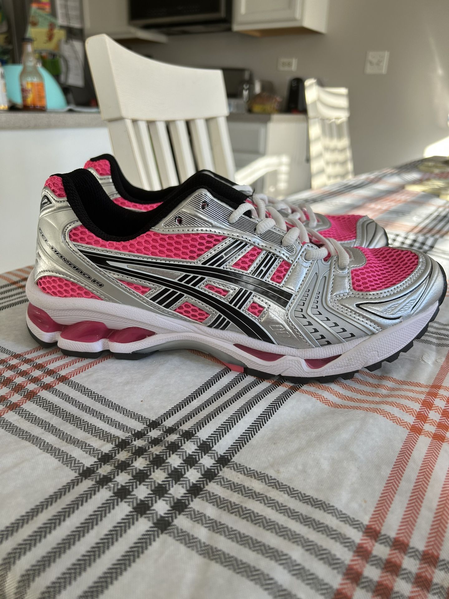 Asics Gel-kayano 14 Pink Glo