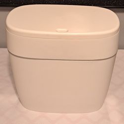 Garbage Can Trash Can For Bathroom Office Or Small Spaces New! White W/ Gray
