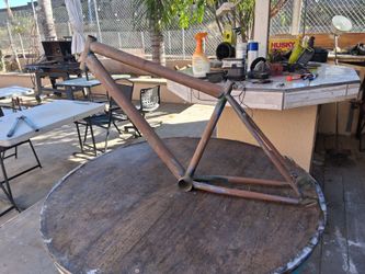 Beach cruiser frame lowrider Bike