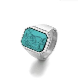 Stunning Silver Ring with Turquoise Stone