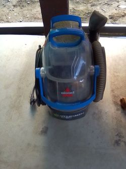 Bissell small pet carpet shampooer