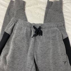 Old Navy Joggers.    Men’s/Boys Size Small