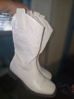 Women size 10 & size 11 boots