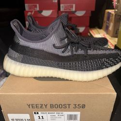 Size 11 Adidas Yeezy Boost 350 V2 Low Carbon FZ5000 Amazing Condition