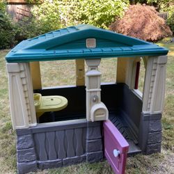 Step2 Outdoor Play House 