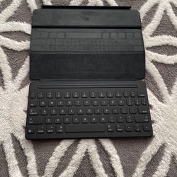 Smart Keyboard For ipad