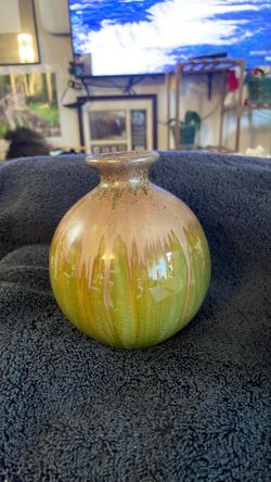 Vintage pottery bud vase