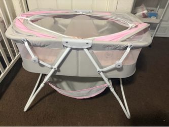 Dream On Me Bassinet