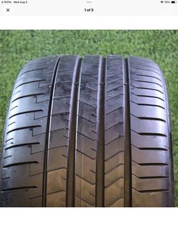 285 30R20 Pirelli PZero PZ4 with 90% Tread 8/32 99Y SKU 27840 Grade A Tires