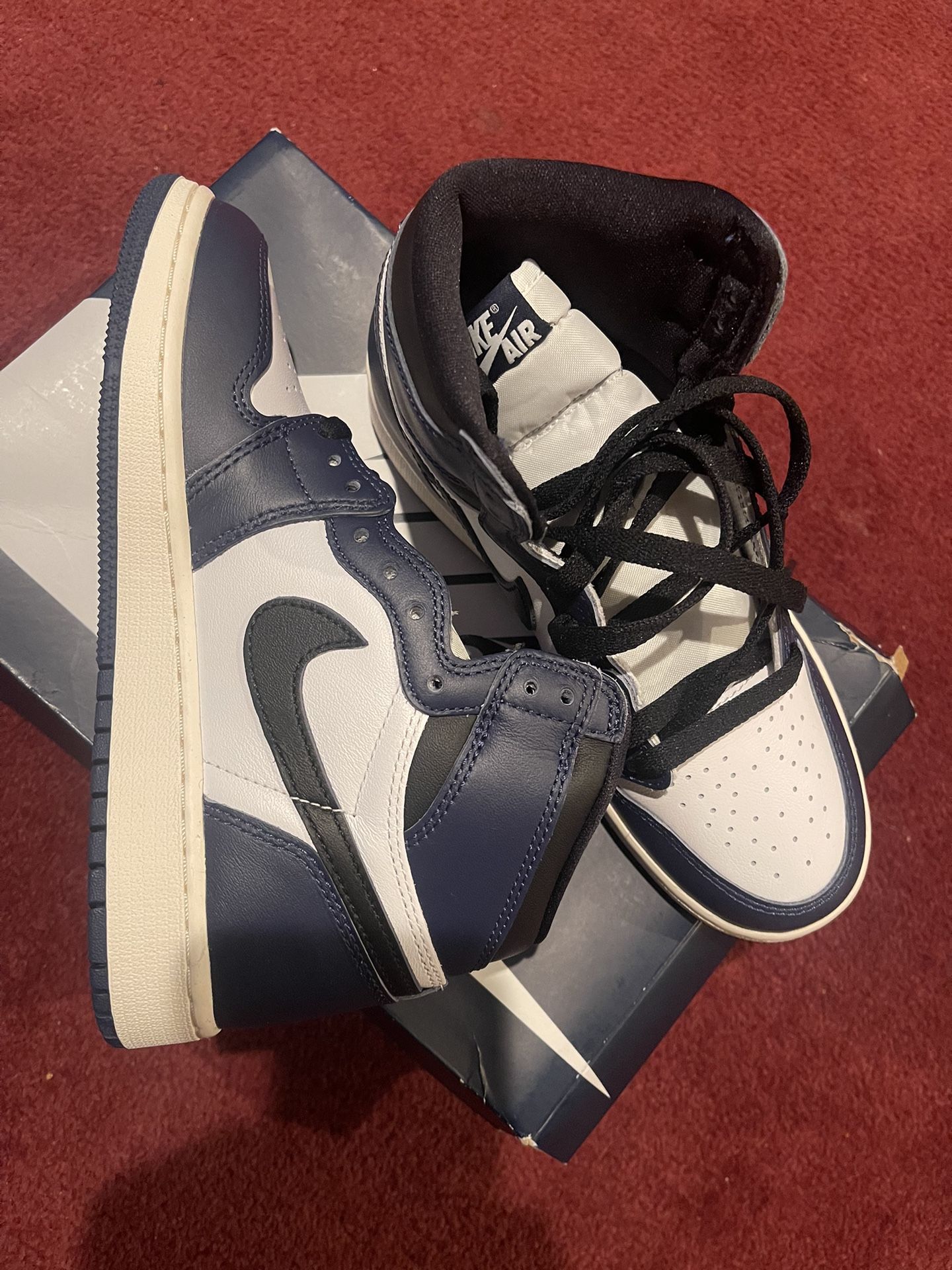 Jordan 1 Size 5Y