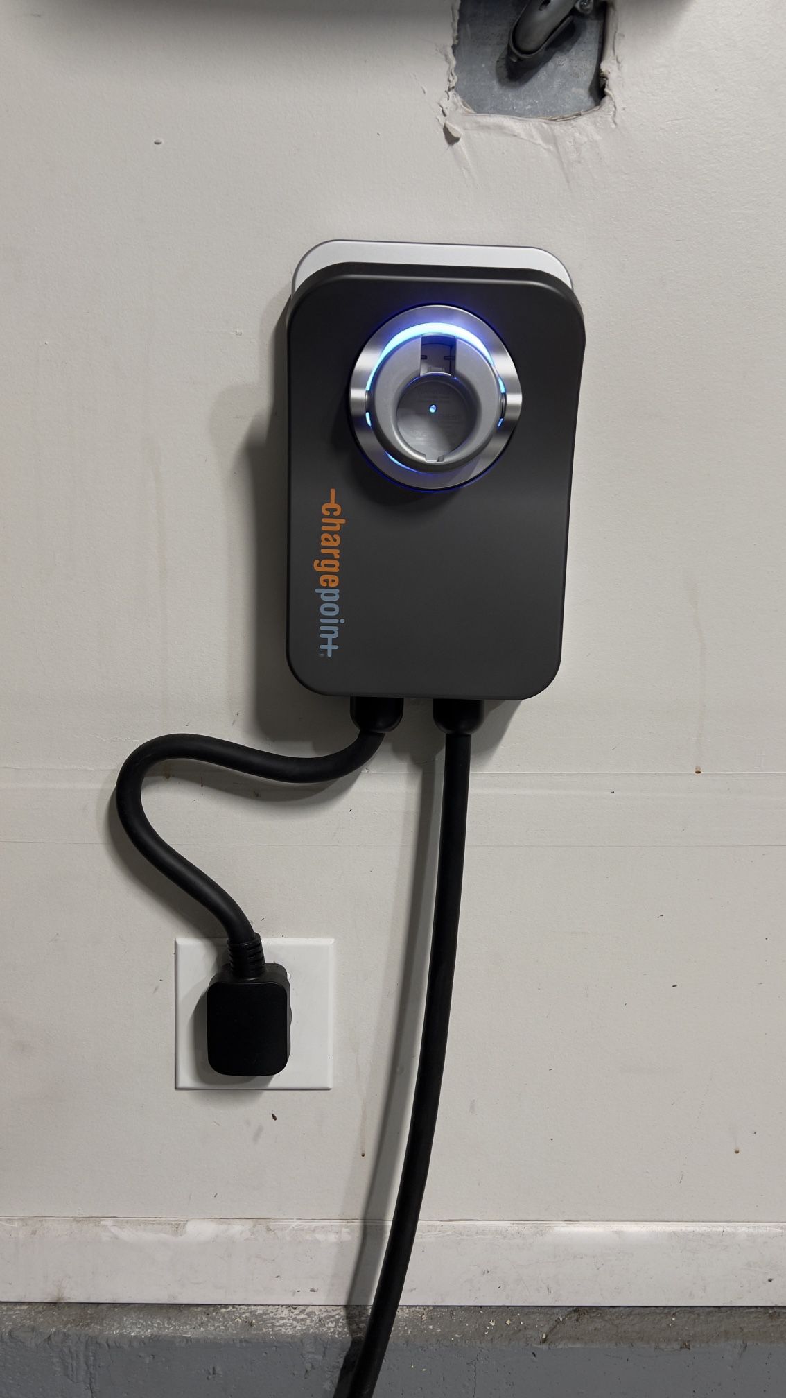 ChargePoint Home Flex Electric Vehicle (EV) Charger, 16 to 50 Amp, 240V, Level  WiFi Enabled EVSE, UL Listed, ENERGY STAR, NEMA 14-50 Plug or Hardwir for  Sale in Denver, CO OfferUp