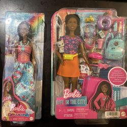 Barbies 