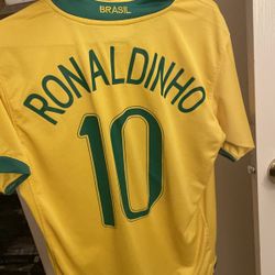 Ronaldinho Brasil Medium 