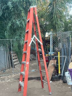 LADDER IN GOOD CONDITION