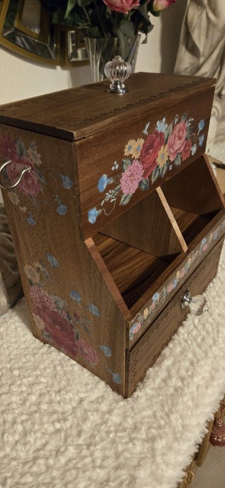Pioneer Woman Organizer