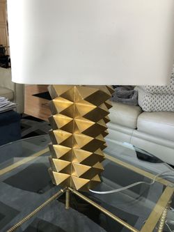 Beautiful gold accent table lamp