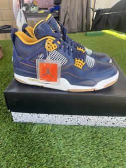 Air Jordan 4 Retro Mid Navy Size 11 Sneakers New 
