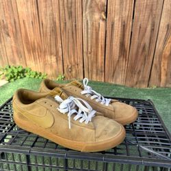 Brown supreme Nike SB Blazer Low GT