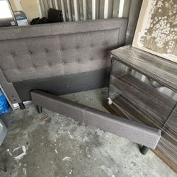 Full Bed Set. Currently In Storage Was Used In Spare Room - Like New Condition.