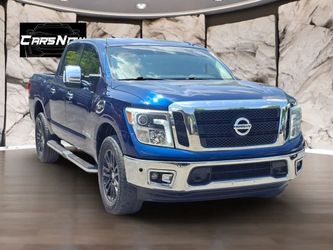2017 Nissan Titan Crew Cab