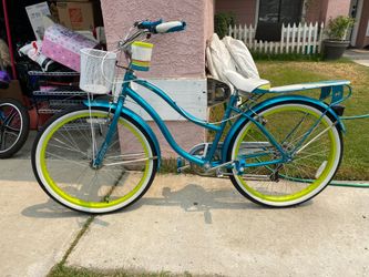 Huffy south wind beach cruiser new!!!!