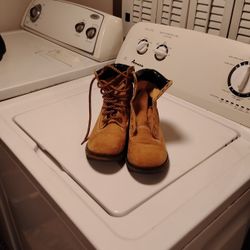 Girl's Boots