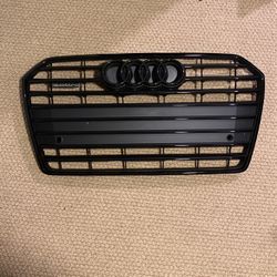 AUDI FRONT GRILL
