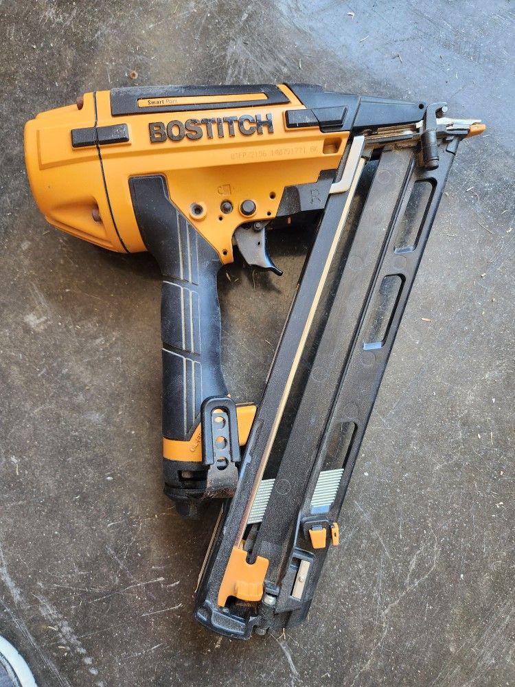 Bostitch 15 Gauge Nail Gun