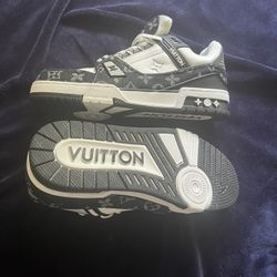 Lv - Trainers