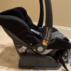 Peg Perego Infant Car Seat
